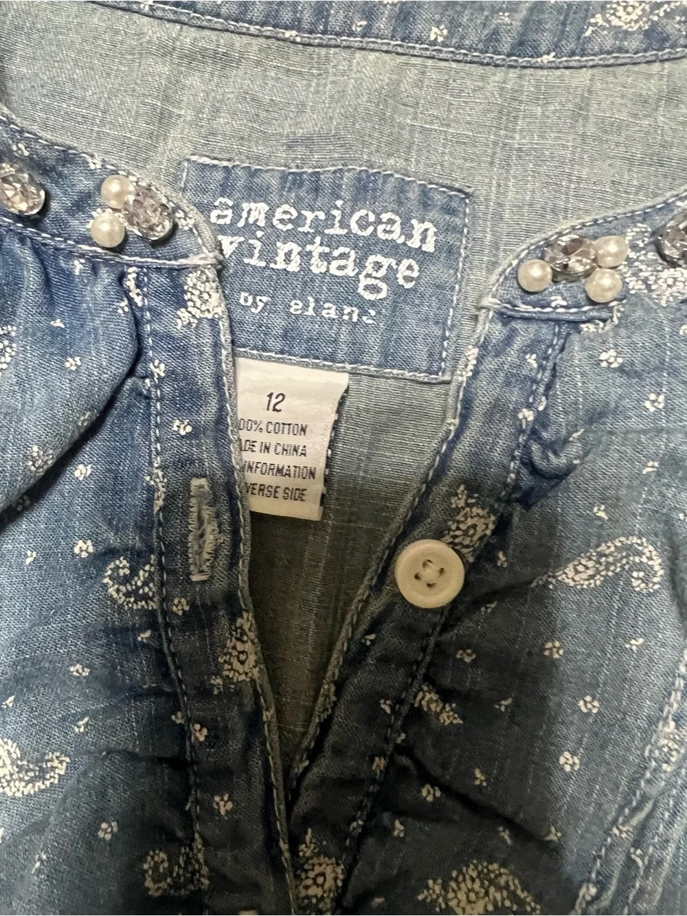 American Vintage Denim-Look Blue Paisley Ruffle Button Dress